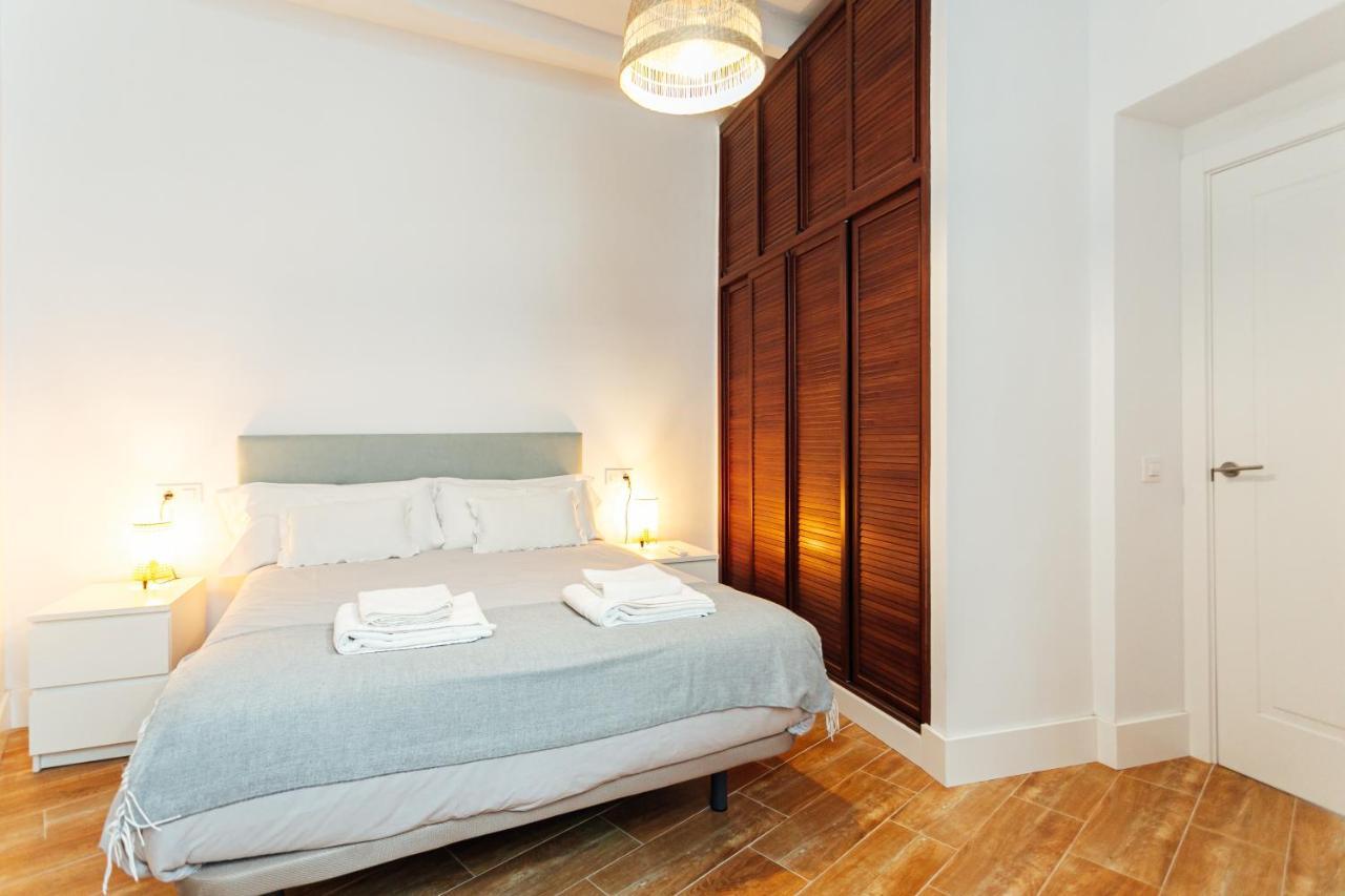 Apartament Alohamundi Peral Sewilla Zewnętrze zdjęcie