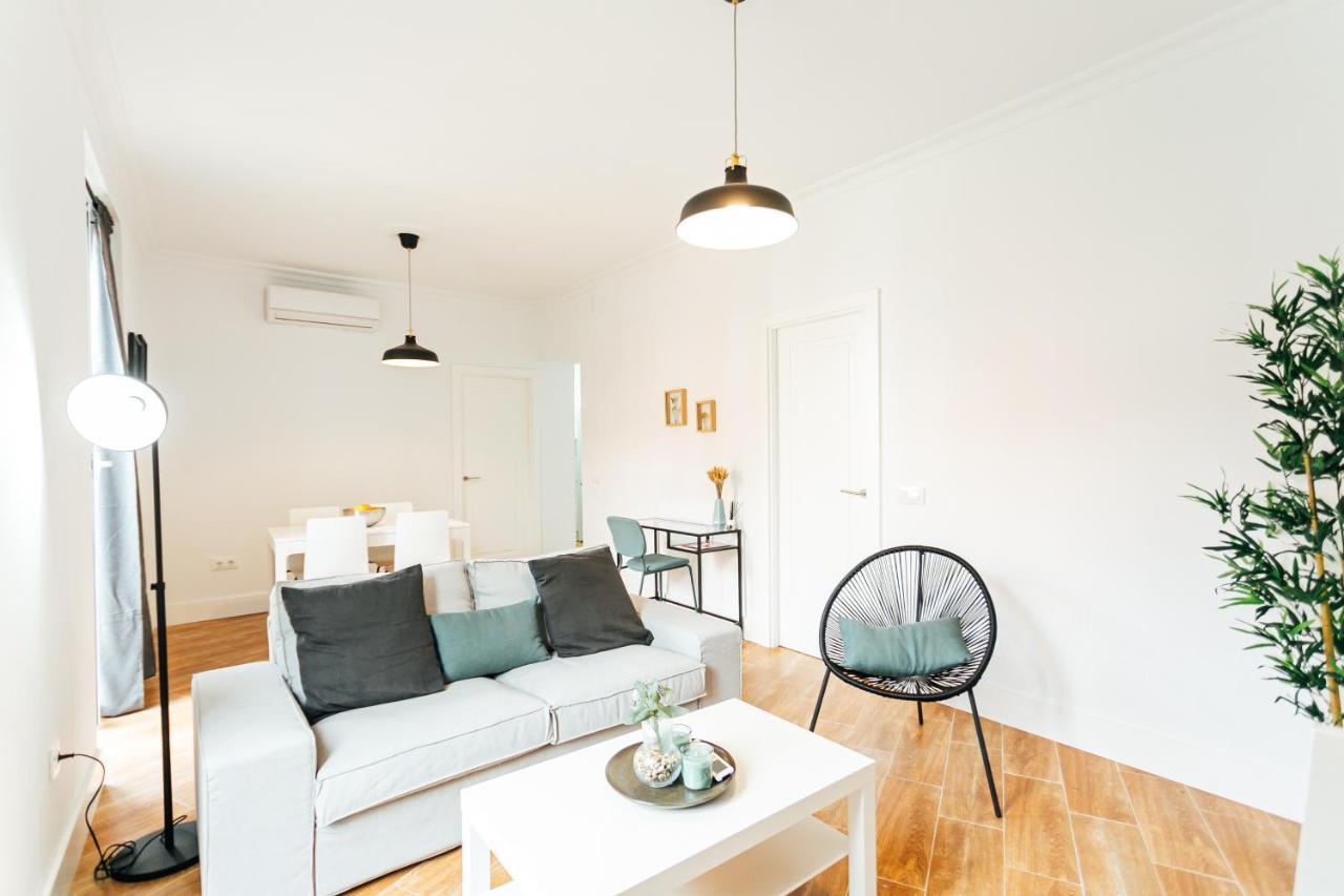 Apartament Alohamundi Peral Sewilla Zewnętrze zdjęcie